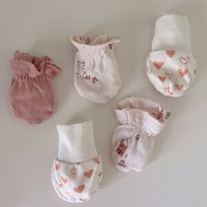 Newborn Mittens